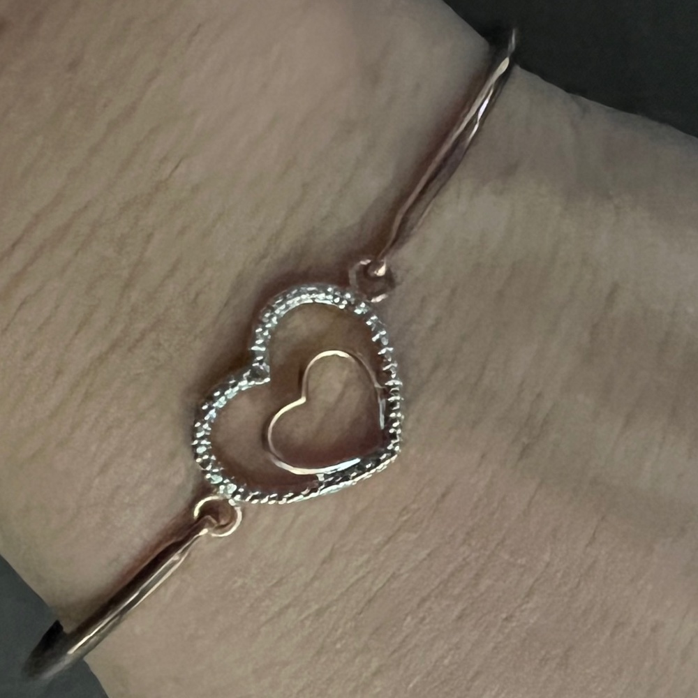 Rose gold heart  bangle